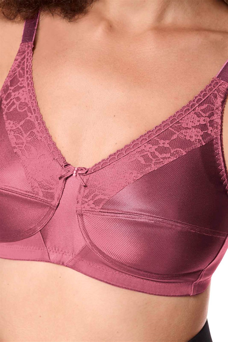 Minimizer bh met brede gewatteerde bandjes - ecru gemêleerd/wolwit