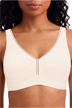 amoena Wave® flow Non-Wired Bra - Wave flow Non-Wired Bra features a specially designed silicone wave line that supports the breast securely without underwires for all-day comfort. - 45143