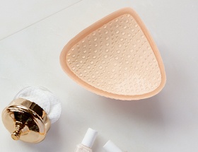 samoprzylepna proteza piersi Amoena Contact